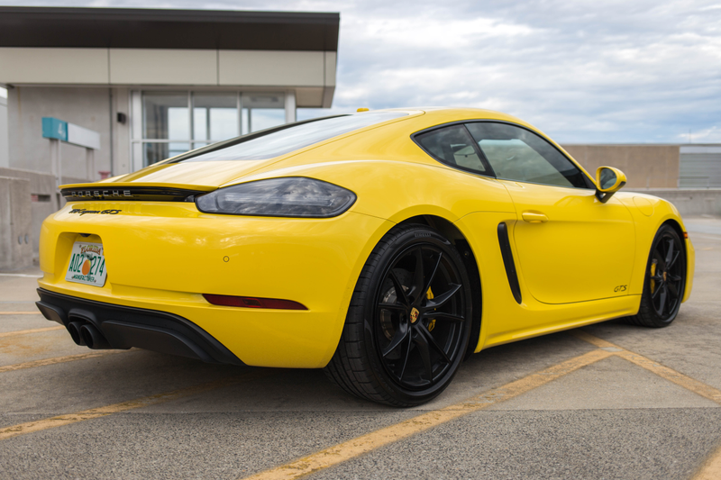 Illustration for article titled The 2018 Porsche 718 Cayman GTS Drives Like the Superior Porsche